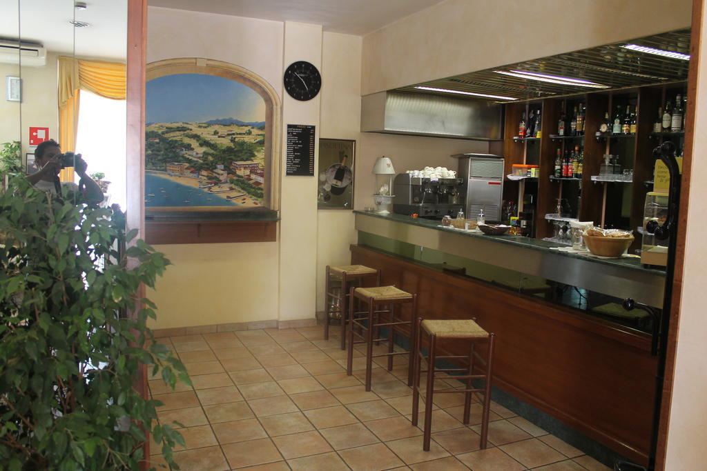 Albergo Vittoria Ovada Exterior photo